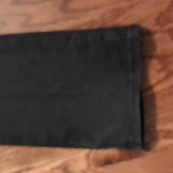 DG 2 - Picture 5 of 5